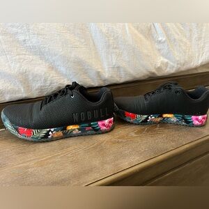 NoBull women’s training sneakers